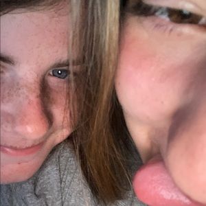 Meet your Posher, Rainie rae